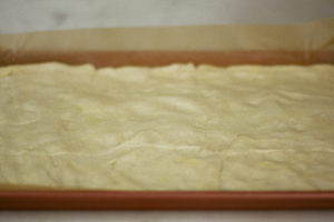 crescent roll crust