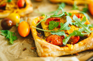 Bacon and Tofu Egg Breakfast Pizza