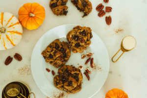 Pumpkin Spice Chocolate Chip Cookies
