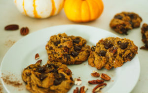 Pumpkin Spice Chocolate Chip Cookies