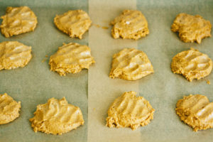 Vegan Pumpkin Spice Cookies with Maple Buttercream Frosting
