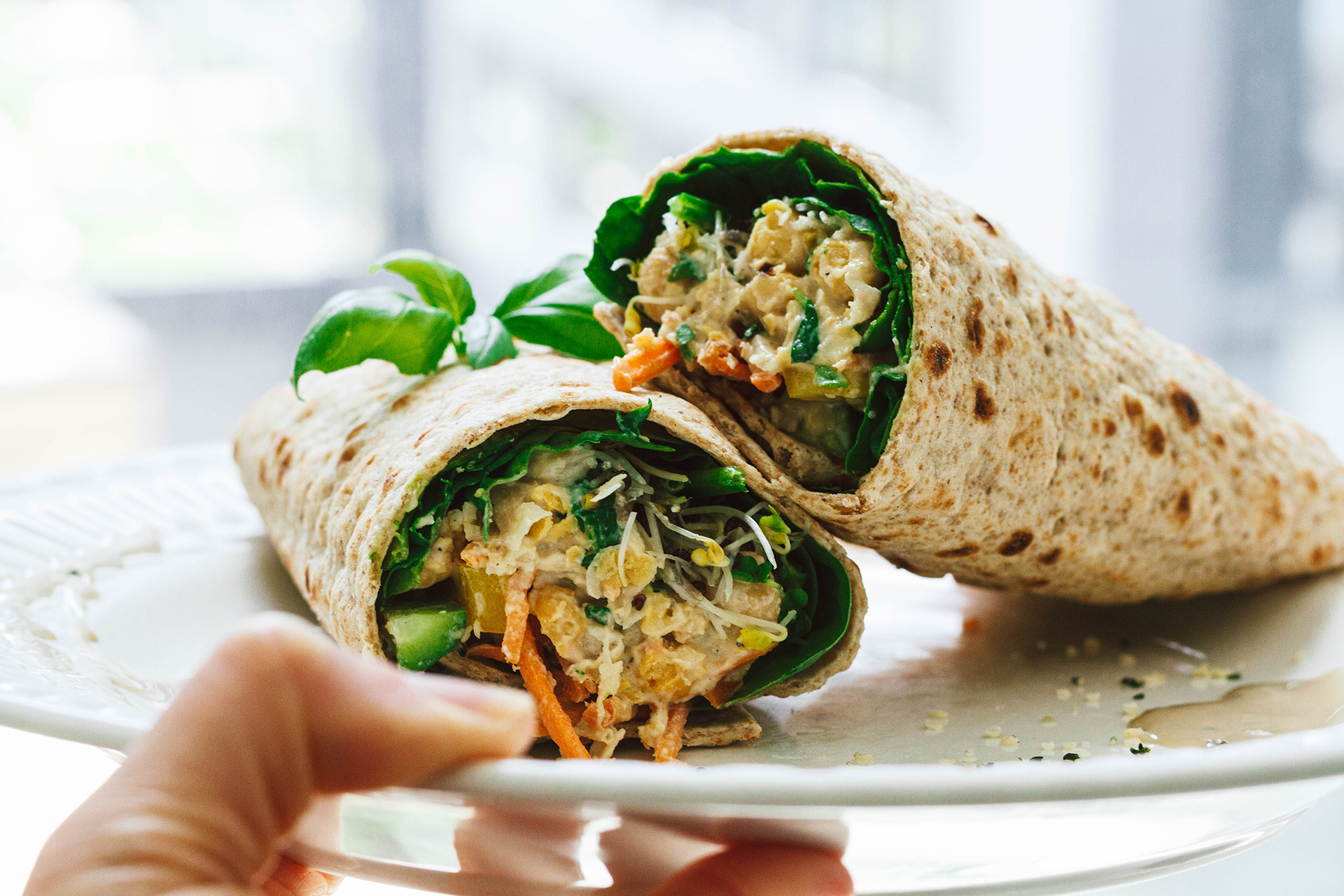 Lentil Tahini Wraps with Carrots and Broccoli