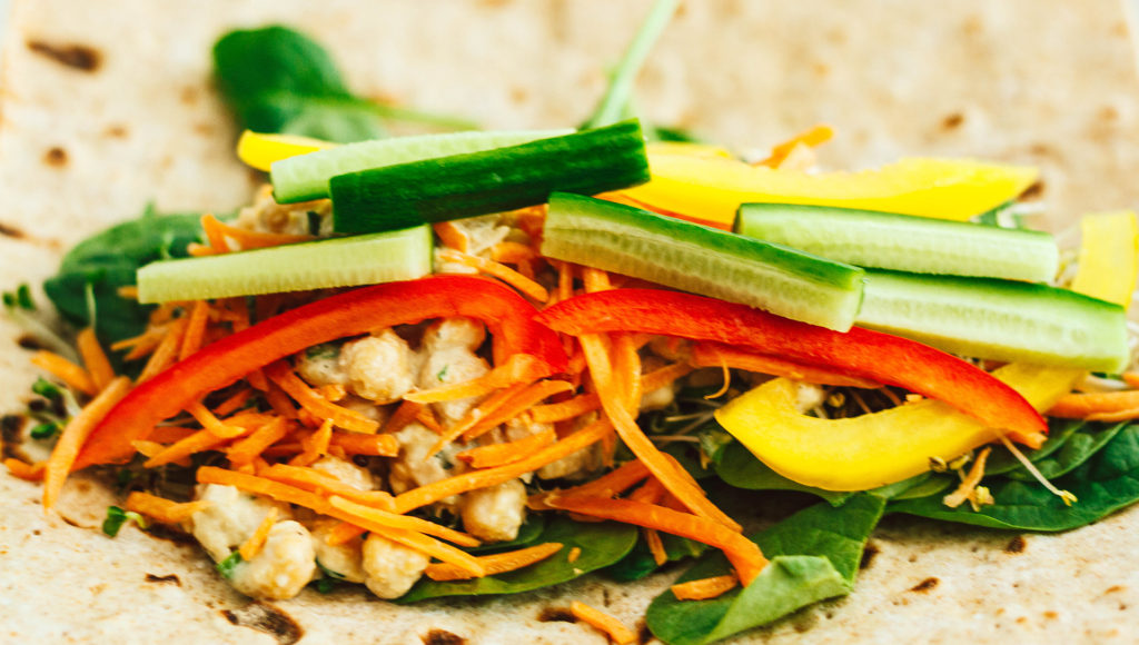 Lentil Tahini Wraps with Carrots and Broccoli