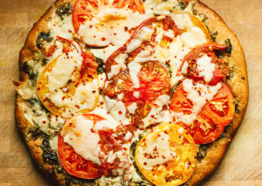 Summer Tomato Pesto Pizza